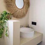 Coco's House * 라하레스