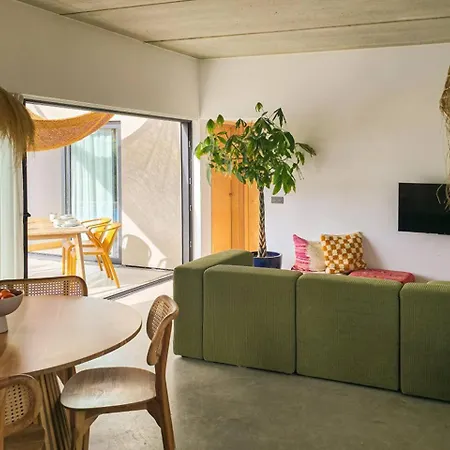 Coco's House لاجاريس